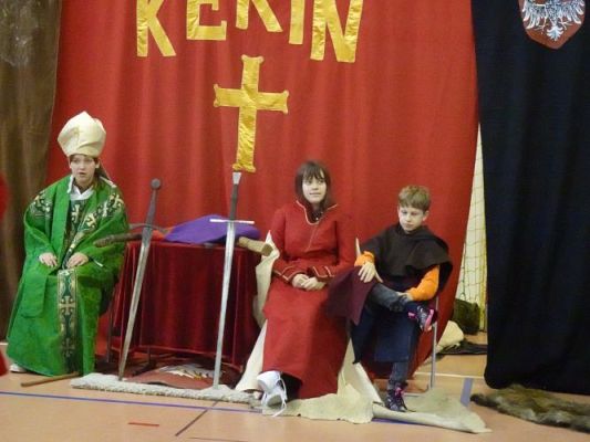 Grafika #29: "Rycerze i ich zwyczaje"- żywa lekcja historii