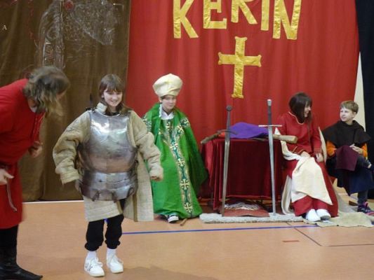 Grafika #30: "Rycerze i ich zwyczaje"- żywa lekcja historii