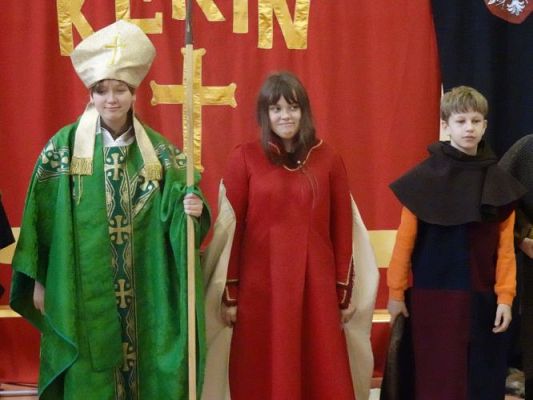 Grafika #37: "Rycerze i ich zwyczaje"- żywa lekcja historii