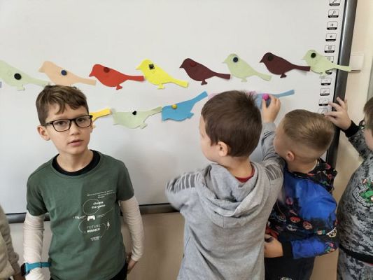 Grafika #23: Dokarmiamy ptaki -kl. II