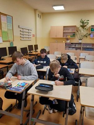 Grafika #3: Światowy Dzień Tabliczki Mnożenia