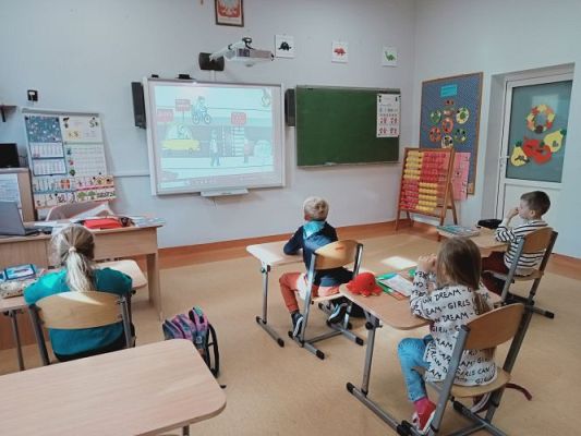 Grafika #0: Akademia Bezpiecznego Puchatka. Edycja II- kl. I