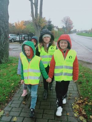 Grafika #6: Akademia Bezpiecznego Puchatka. Edycja II- kl. I