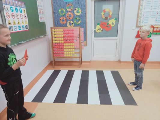 Grafika #18: Akademia Bezpiecznego Puchatka. Edycja II- kl. I