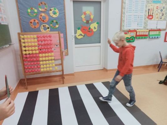 Grafika #19: Akademia Bezpiecznego Puchatka. Edycja II- kl. I