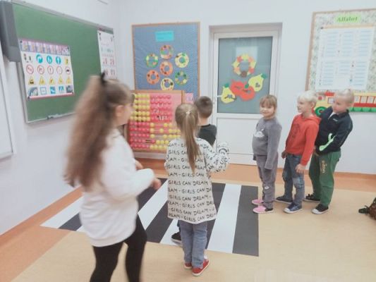 Grafika #22: Akademia Bezpiecznego Puchatka. Edycja II- kl. I