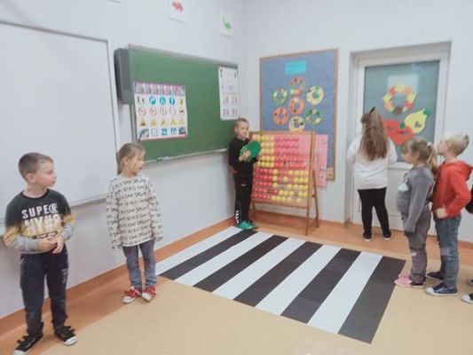 Grafika #23: Akademia Bezpiecznego Puchatka. Edycja II- kl. I