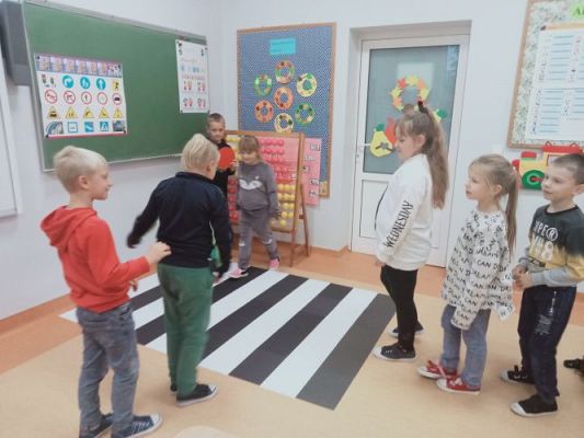 Grafika #26: Akademia Bezpiecznego Puchatka. Edycja II- kl. I