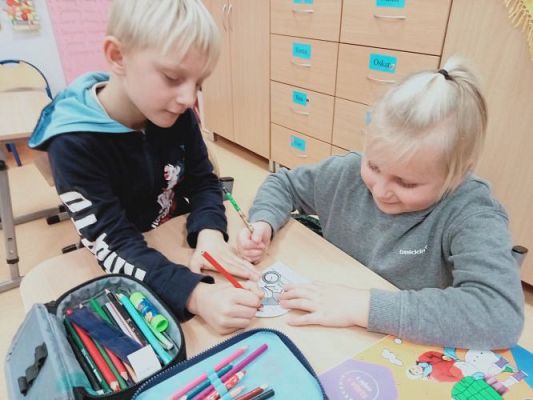 Grafika #48: Akademia Bezpiecznego Puchatka. Edycja II- kl. I