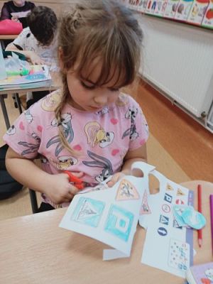 Grafika #58: Akademia Bezpiecznego Puchatka. Edycja II- kl. I