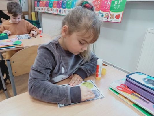 Grafika #60: Akademia Bezpiecznego Puchatka. Edycja II- kl. I