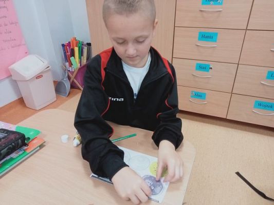 Grafika #63: Akademia Bezpiecznego Puchatka. Edycja II- kl. I