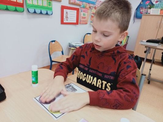 Grafika #64: Akademia Bezpiecznego Puchatka. Edycja II- kl. I