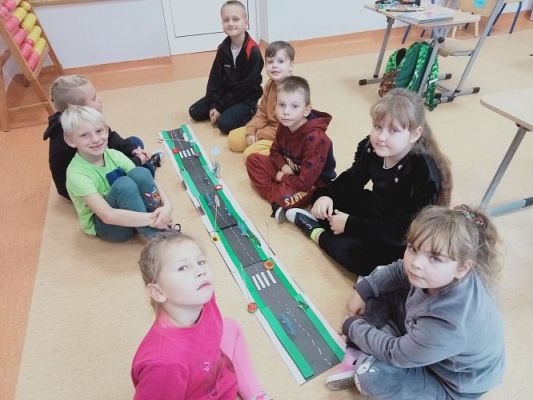 Grafika #65: Akademia Bezpiecznego Puchatka. Edycja II- kl. I