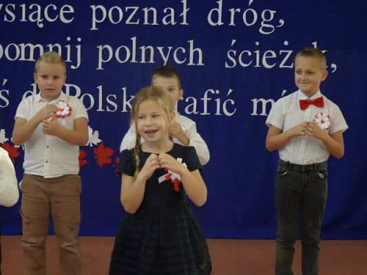 Grafika #13: 105 rocznica odzyskania przez Polskę niepodległości