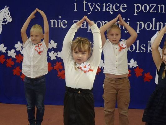 Grafika #15: 105 rocznica odzyskania przez Polskę niepodległości