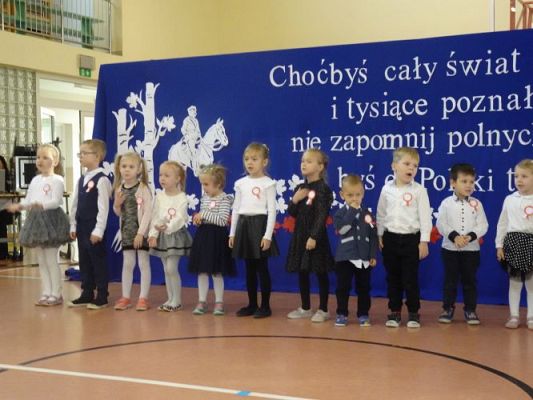 Grafika #19: 105 rocznica odzyskania przez Polskę niepodległości