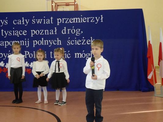 Grafika #33: 105 rocznica odzyskania przez Polskę niepodległości