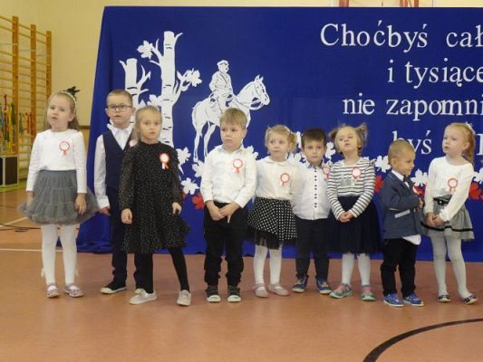 Grafika #37: 105 rocznica odzyskania przez Polskę niepodległości