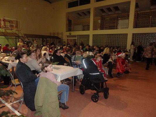 Grafika #27: Świąteczny kiermasz