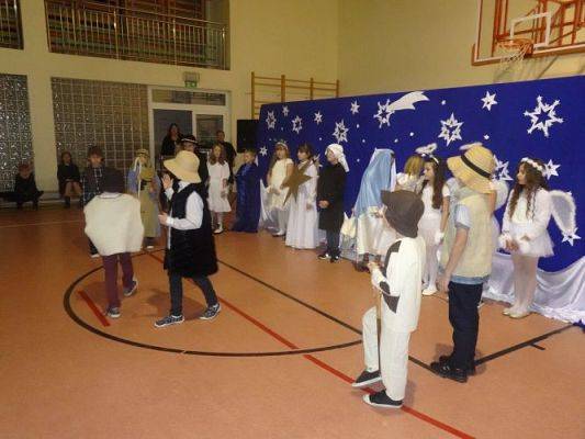 Grafika #32: Świąteczny kiermasz