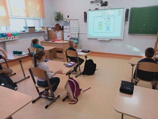 Grafika #2: Akademia Bezpiecznego Puchatka. Edycja III- kl. I