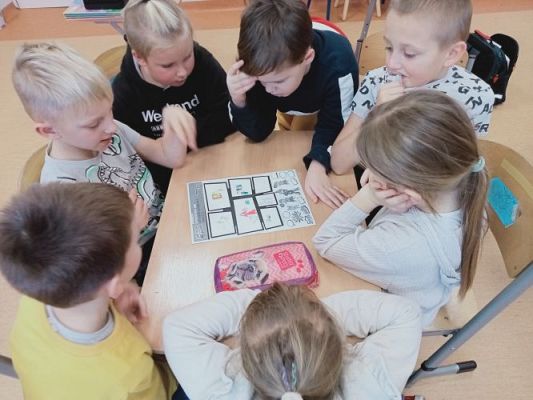 Grafika #11: Akademia Bezpiecznego Puchatka. Edycja III- kl. I