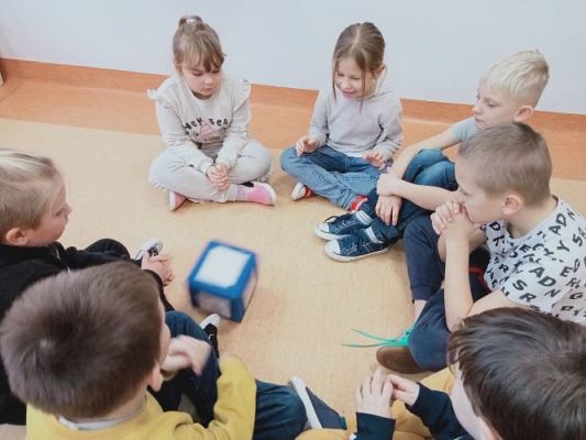 Grafika #35: Akademia Bezpiecznego Puchatka. Edycja III- kl. I