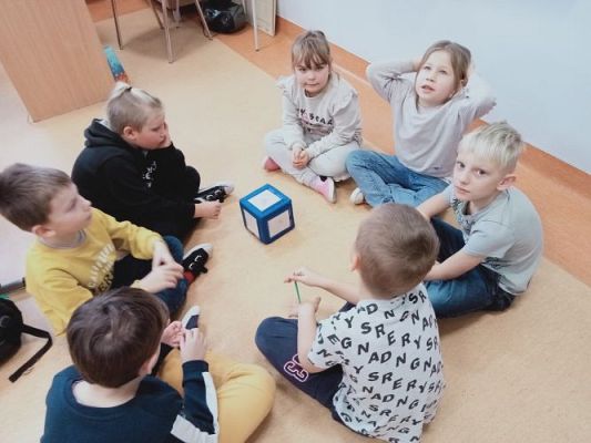 Grafika #38: Akademia Bezpiecznego Puchatka. Edycja III- kl. I