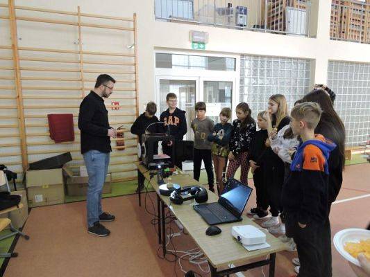 Grafika #7: Udział klas IV-VIII w warsztatach z zakresu doradztwa zawodowego.