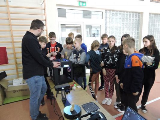 Grafika #10: Udział klas IV-VIII w warsztatach z zakresu doradztwa zawodowego.