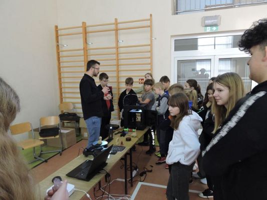 Grafika #14: Udział klas IV-VIII w warsztatach z zakresu doradztwa zawodowego.