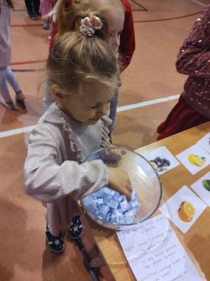 Grafika #9: Wróżby Andrzejkowe kl. O-III