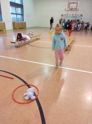 Grafika #5: Dzień Pluszowego Misia