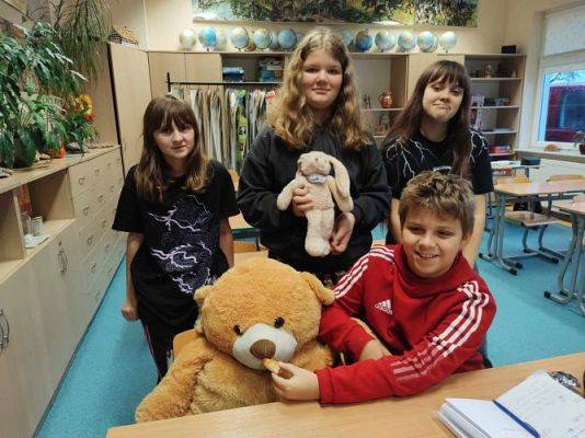 Grafika #11: Dzień Pluszowego Misia