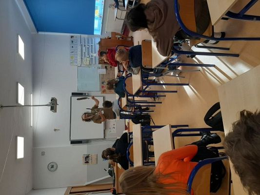 Grafika #26: Warsztaty przyrodnicze w SP Szczenurze