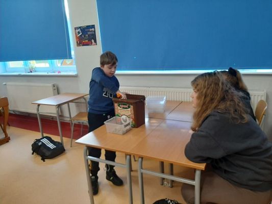 Grafika #31: Warsztaty przyrodnicze w SP Szczenurze