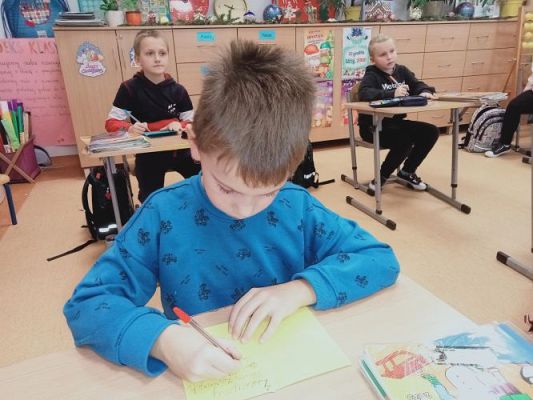 Grafika #11: Akcja społeczna "Wyślij kartkę do seniora"