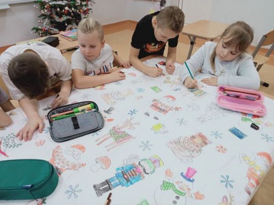 Grafika #13: Świątecznie u pierwszoklasistów