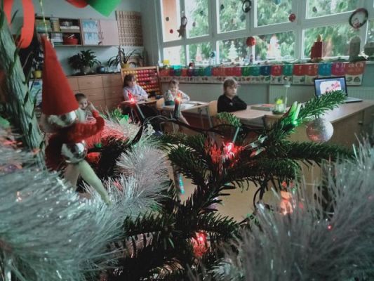 Grafika #32: Świątecznie u pierwszoklasistów