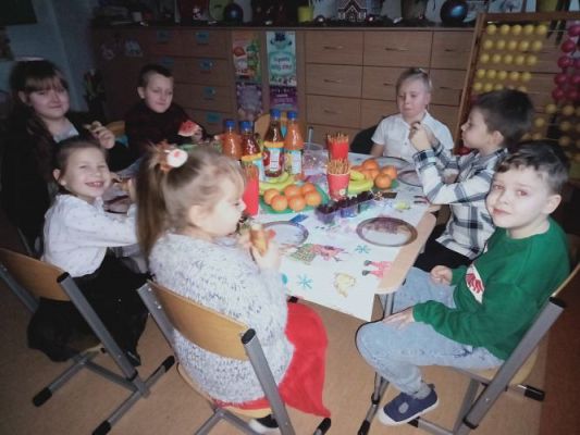 Grafika #45: Świątecznie u pierwszoklasistów