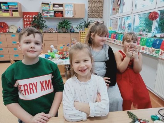 Grafika #63: Świątecznie u pierwszoklasistów