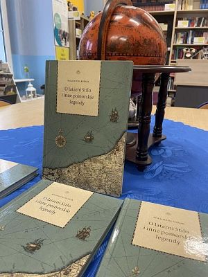 Grafika #5: Zajęcia biblioteczno-edukacyjne dla klasy 6 i 7 w bibliotece szkolnej w Wicku