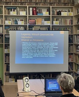 Grafika #6: Zajęcia biblioteczno-edukacyjne dla klasy 6 i 7 w bibliotece szkolnej w Wicku