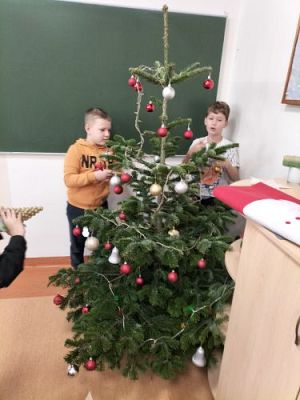 Grafika #0: Czar Bożego Narodzenia w kl. 2