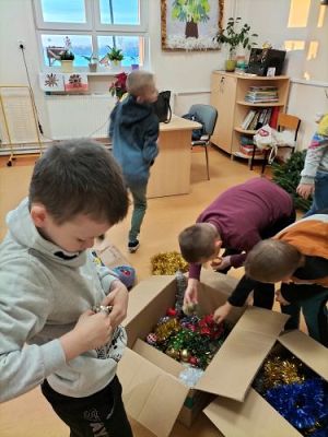 Grafika #1: Czar Bożego Narodzenia w kl. 2