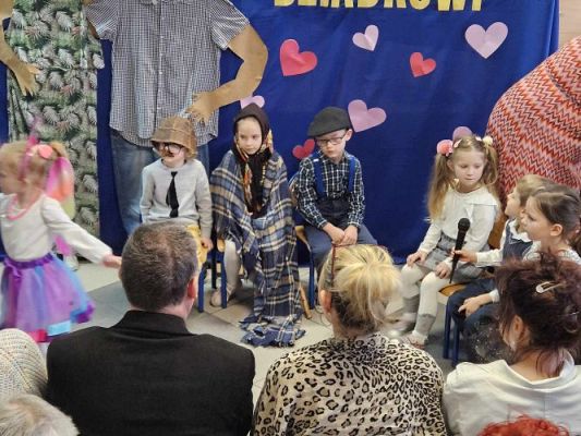 Grafika #19: Dzień Babci i Dziadka u najmłodszych