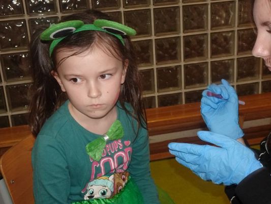 Grafika #8: Szkolny bal karnawałowy