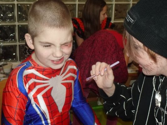 Grafika #21: Szkolny bal karnawałowy