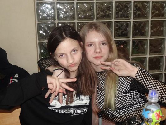 Grafika #27: Szkolny bal karnawałowy